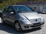 Mercedes-Benz A 170 Avantgarde Klimanlage - Mercedes-Benz A 170: Avantgarde