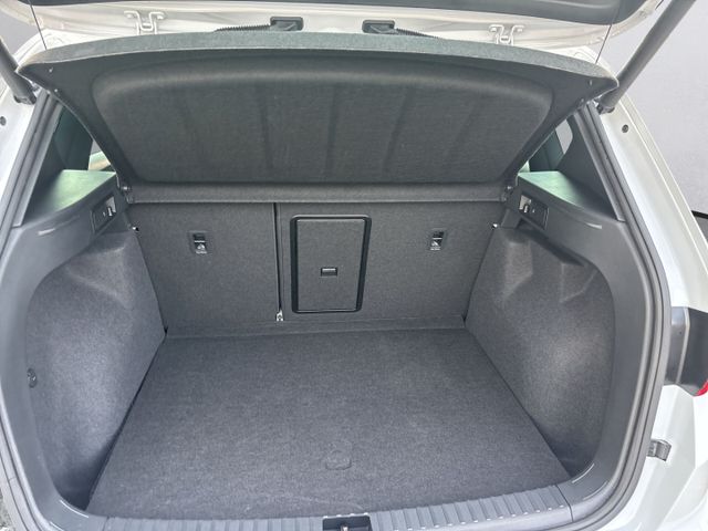 Ateca 4Drive 2.0lTSI *AHK+SOUNDSYSTEM+PANODACH*