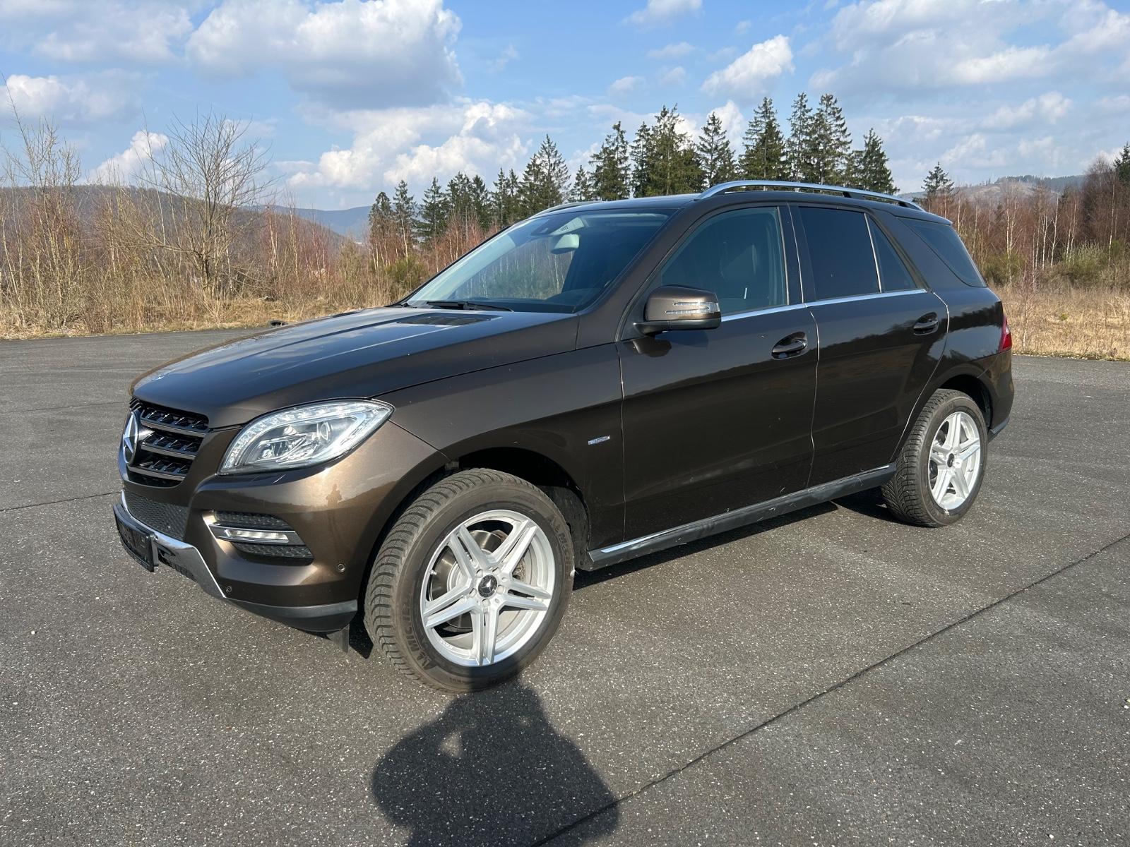 Mercedes-Benz ML 350CDI BlueTec LenkHeiz+PDC+AHK