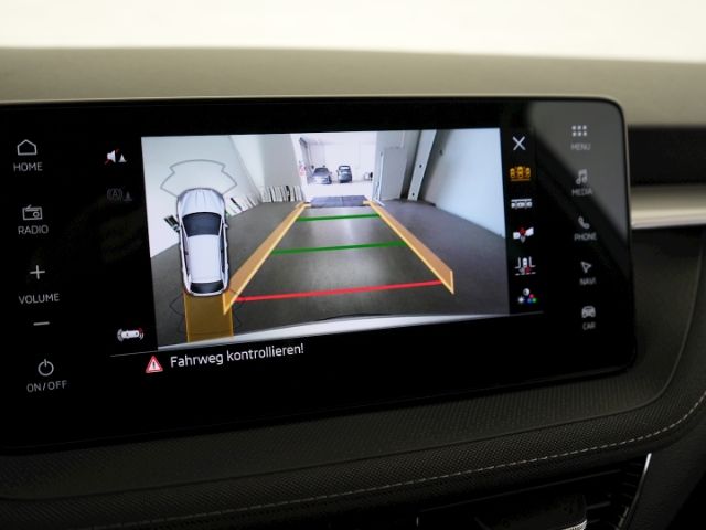 Fabia SELECTION TSI+NAVI+SITZ-/LENKRADHEIZUNG+KE