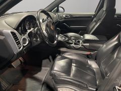 PORSCHE Cayenne S Diesel 8xBereift|Bose|Luftfahrwerk