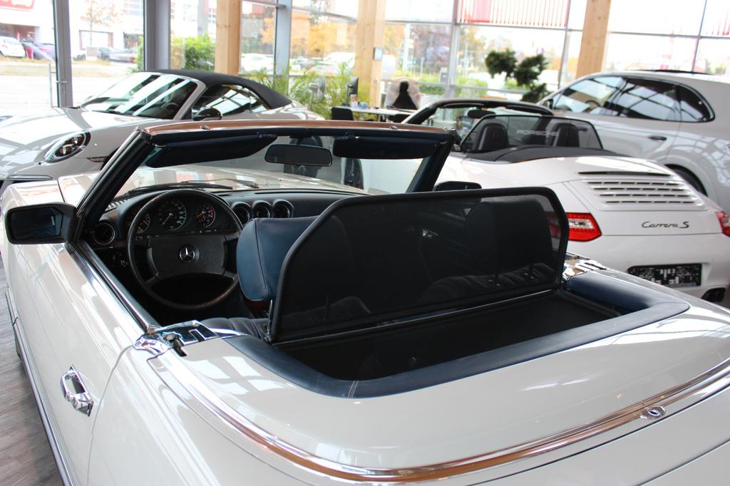 Mercedes-Benz SL 380