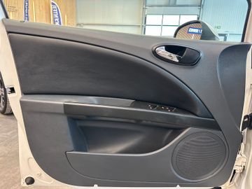 Seat Leon Comfort Limited *2. Hand*Klima*SHZ*Navi*PDC