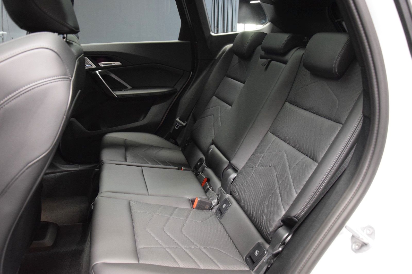 Fahrzeugabbildung BMW X1 18 i sDrive M Sport Pano H&k ACC Memory Leder