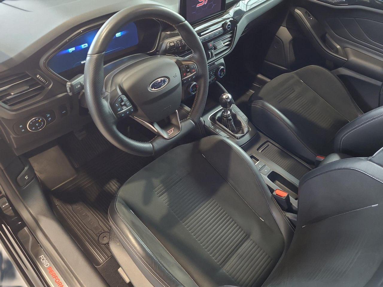 Ford Focus ST Turnier Sportpaket Bluetooth Navi LED
