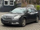 Opel Insignia A Sports Tourer*KLIMA*NAVI*TÜV*PDC*MFL* - Opel Insignia aus 2011: Sports Tourer