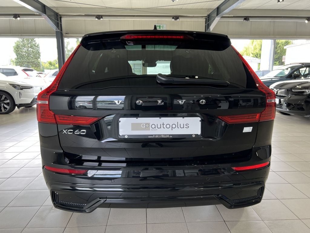 Volvo XC60 T6 Plus Dark Recharge AWD ACC Kamera Leder