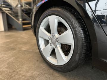 MYAUTOCENTER – Gebraucht- und Jahreswagen mit Werkstattservice in Pfaffenhofen Audi A3 Sportback ambition *Spurhalte*Totwinkel*Xenon