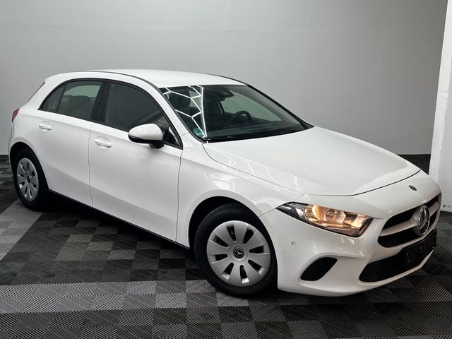 MERCEDES-BENZ A 180  d
