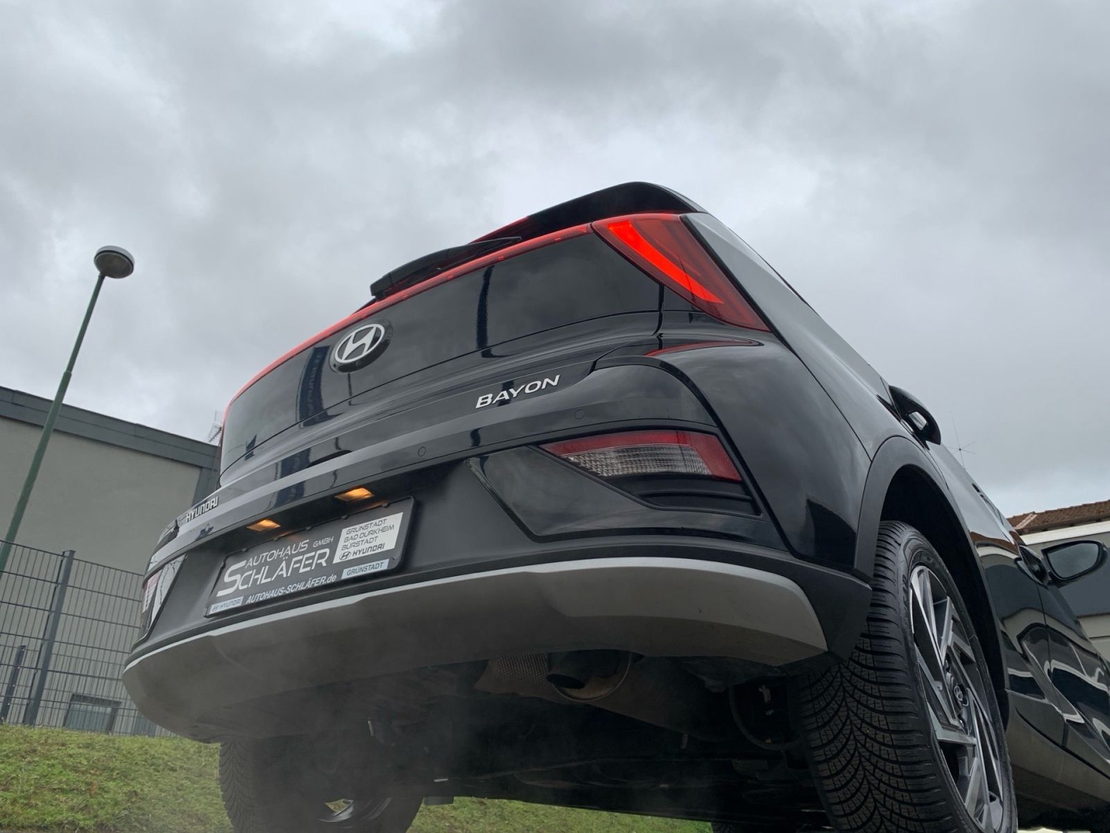 Fahrzeugabbildung Hyundai BAYON 1.0 T-GDI 7-DCT Trend Komfort Navi