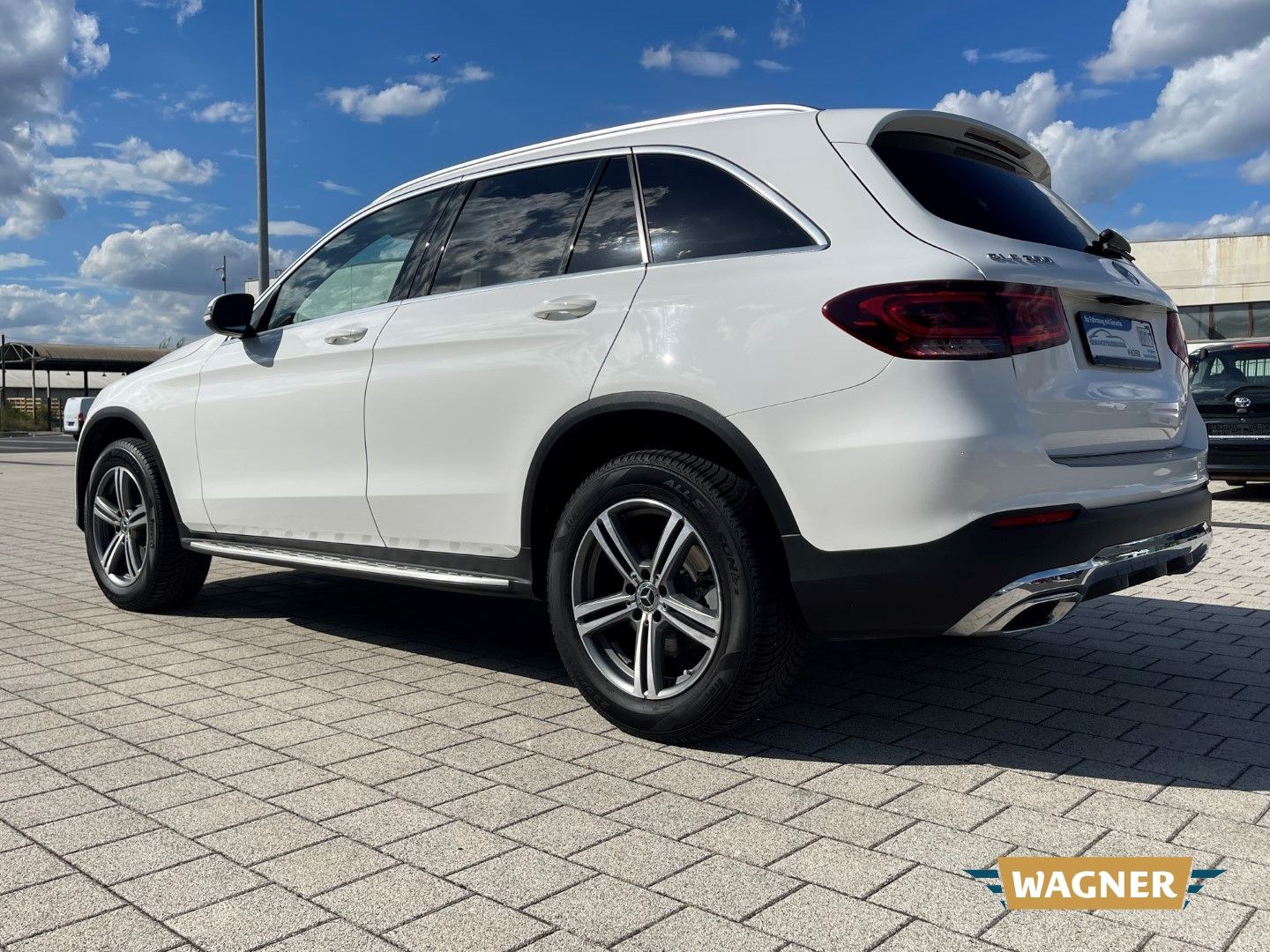 Fahrzeugabbildung Mercedes-Benz GLC 300 Sitzheizung Memory Sitze el.Heckklappe