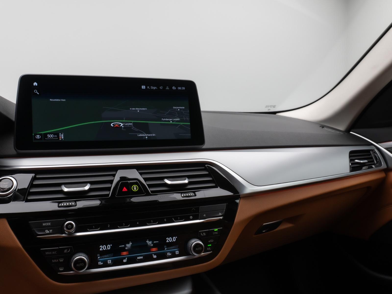 BMW 520 d Kamera HUD DAB Lenkrhzg Massage AHK Alarm, миниатюра 23