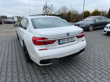 BMW 740 - 10