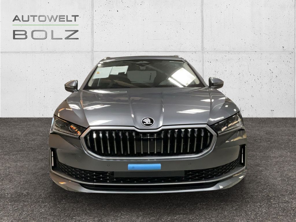 Skoda Superb - Bild 2