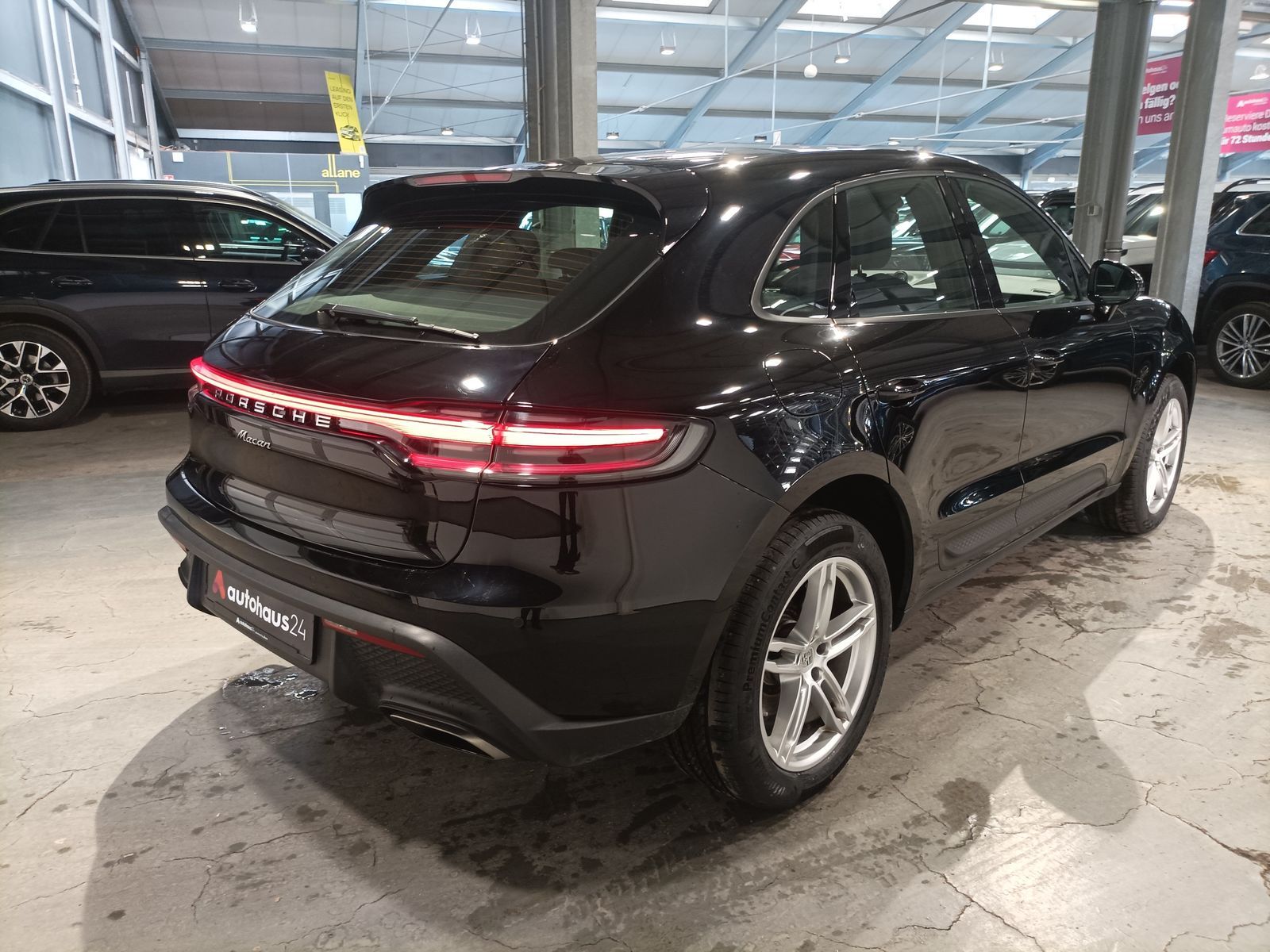 Porsche Macan 2.0T Basis LED Navi SHZ AHK Kamera foto 5