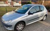 Peugeot 206 Baujahr 2004 tüv bis Juli - Peugeot 206 Gebrauchtwagen in Hamburg