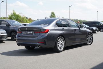 BMW 320 - 5