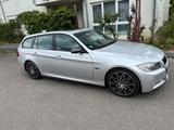 BMW E91 330i M-Paket automatik 257PS - BMW 330 mit Benzin-Antrieb: Kombi, 330i E91