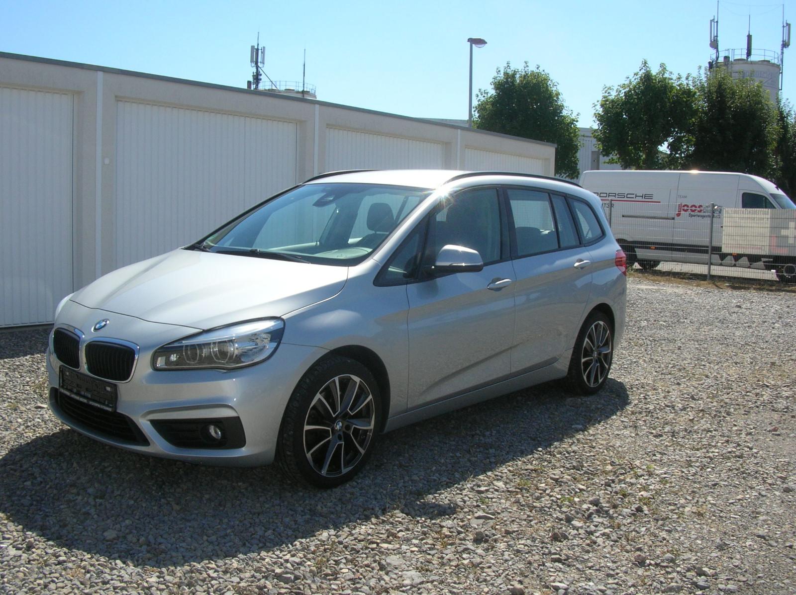 BMW 220 d Gran Tourer xDrive-7Sitze-Navi-Klima-PDC