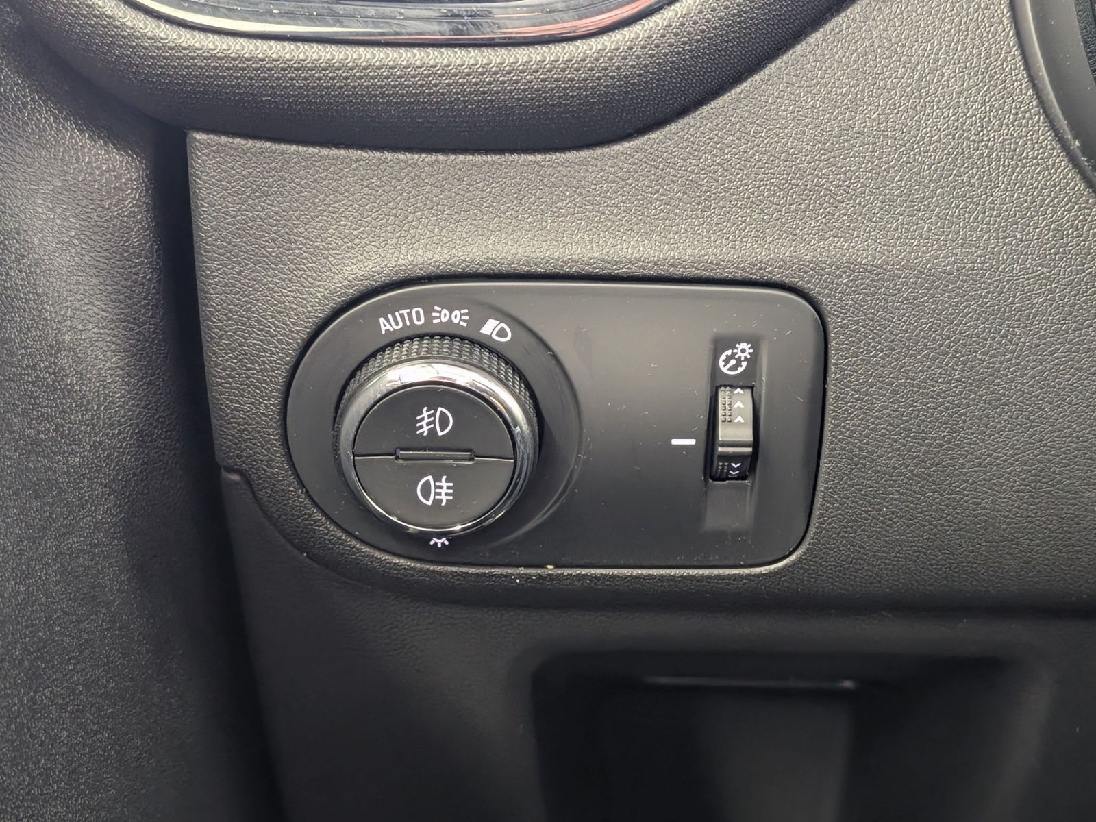 OPEL Crossland X 1.2 Turbo Edition Navi LED Klima – Bild 30