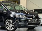 Volkswagen Sharan 2.0TSI DSG Highline/BI-Xenon/SHZ/CAM/Pan0 - Volkswagen Sharan: Tsi