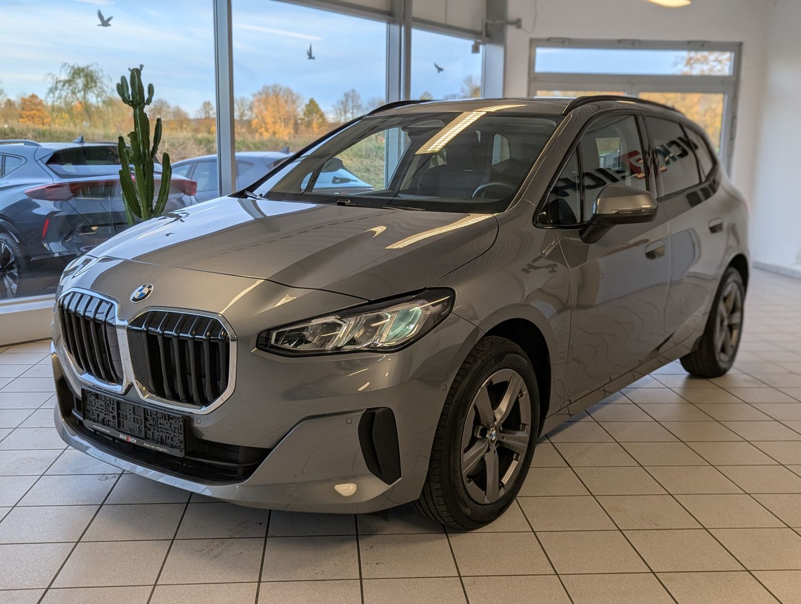 Fahrzeugabbildung BMW 220 Active Tourer i Travel-Paket Panorama AHK