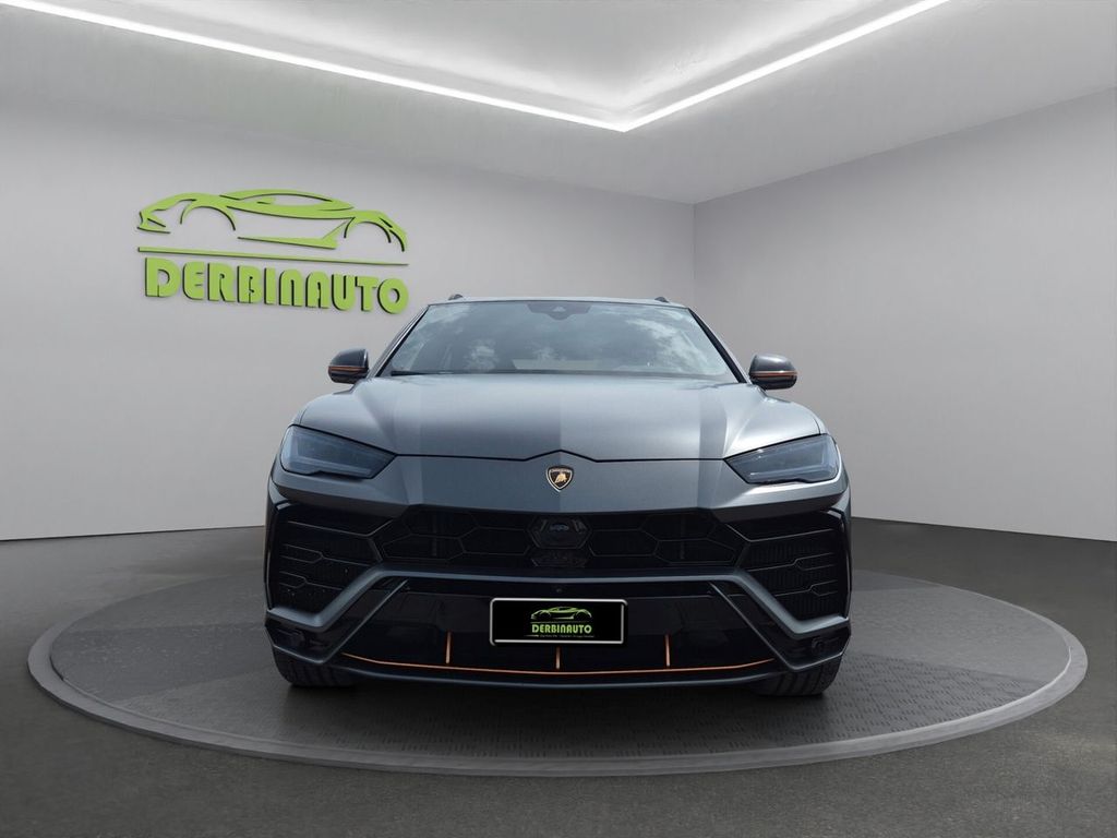 Image of Lamborghini Urus