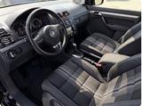 Volkswagen VW Touran Match*7Sitzer*Automatik*TüV+Inspek.NEU - Volkswagen Touran Match mit Diesel-Antrieb