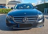 Mercedes-Benz E 220 d T Autom. - Avantgarde T Modell - Mercedes-Benz E 220 mit Diesel-Antrieb: Schwarz, Kombi