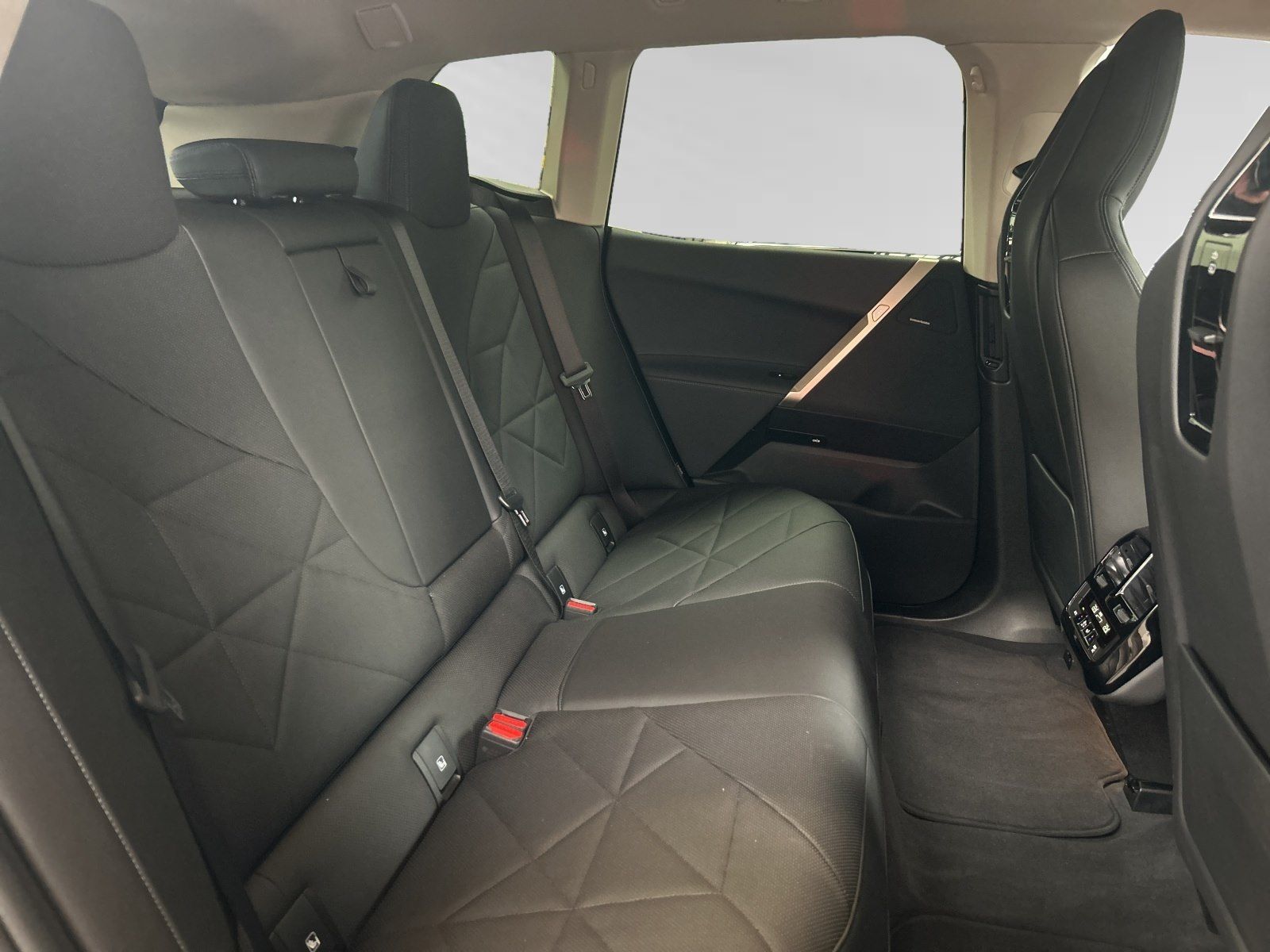 BMW iX - Bild 15
