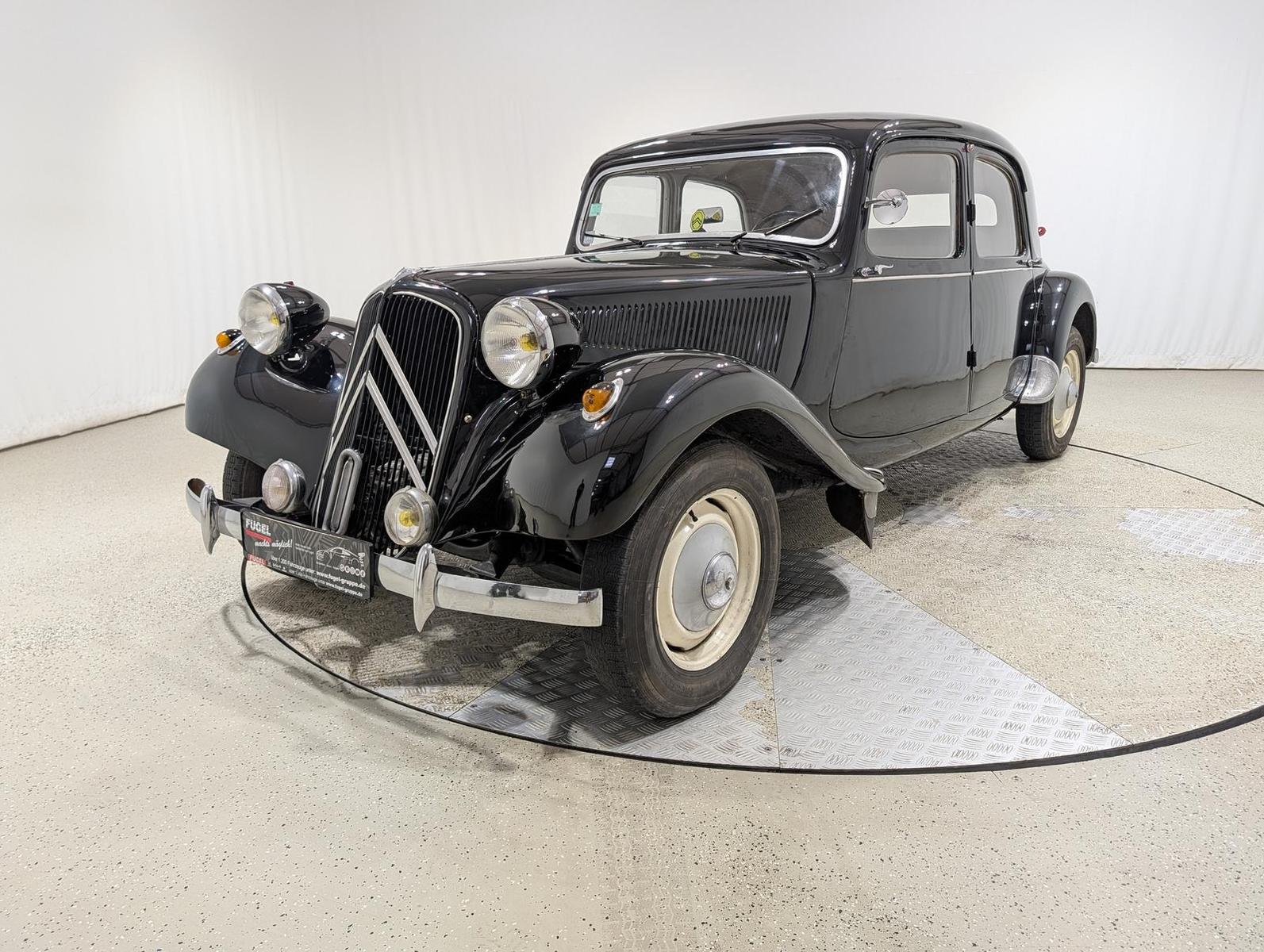 Citroën 11CV 11 B 1.9