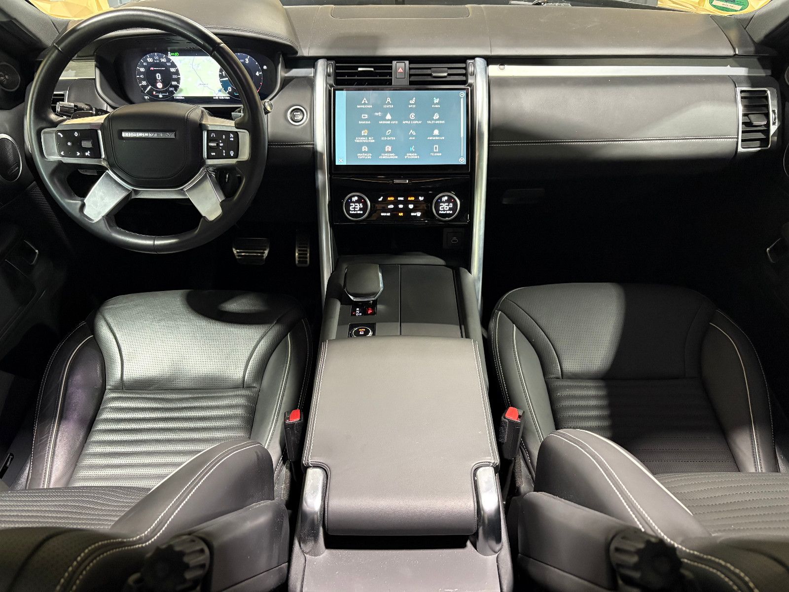 Fahrzeugabbildung Land Rover Discovery 5 R-Dynamic HSE D300 AWD/7-SITZ/PANO/