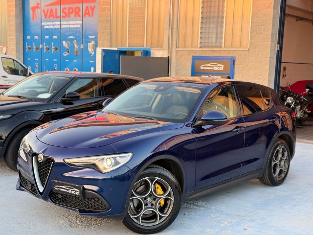 Alfa Romeo Stelvio 2.0 Turbo 200 CV AT8 Q4 Execu