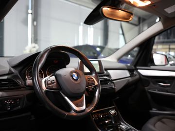 BMW 218 Gran Tourer - 12