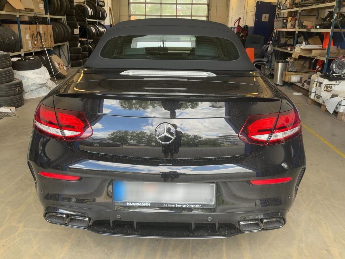 Fahrzeugabbildung Mercedes-Benz C63 S Cabrio DISTRO Perf.Sitze/AGA digiTacho HUD