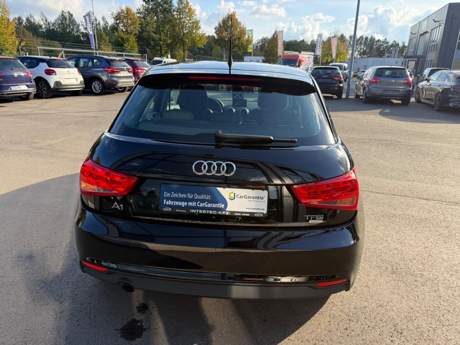 Audi A1 Sportback Ultra Sport*SHZ*TEMP*FSP*USB*HU NEU