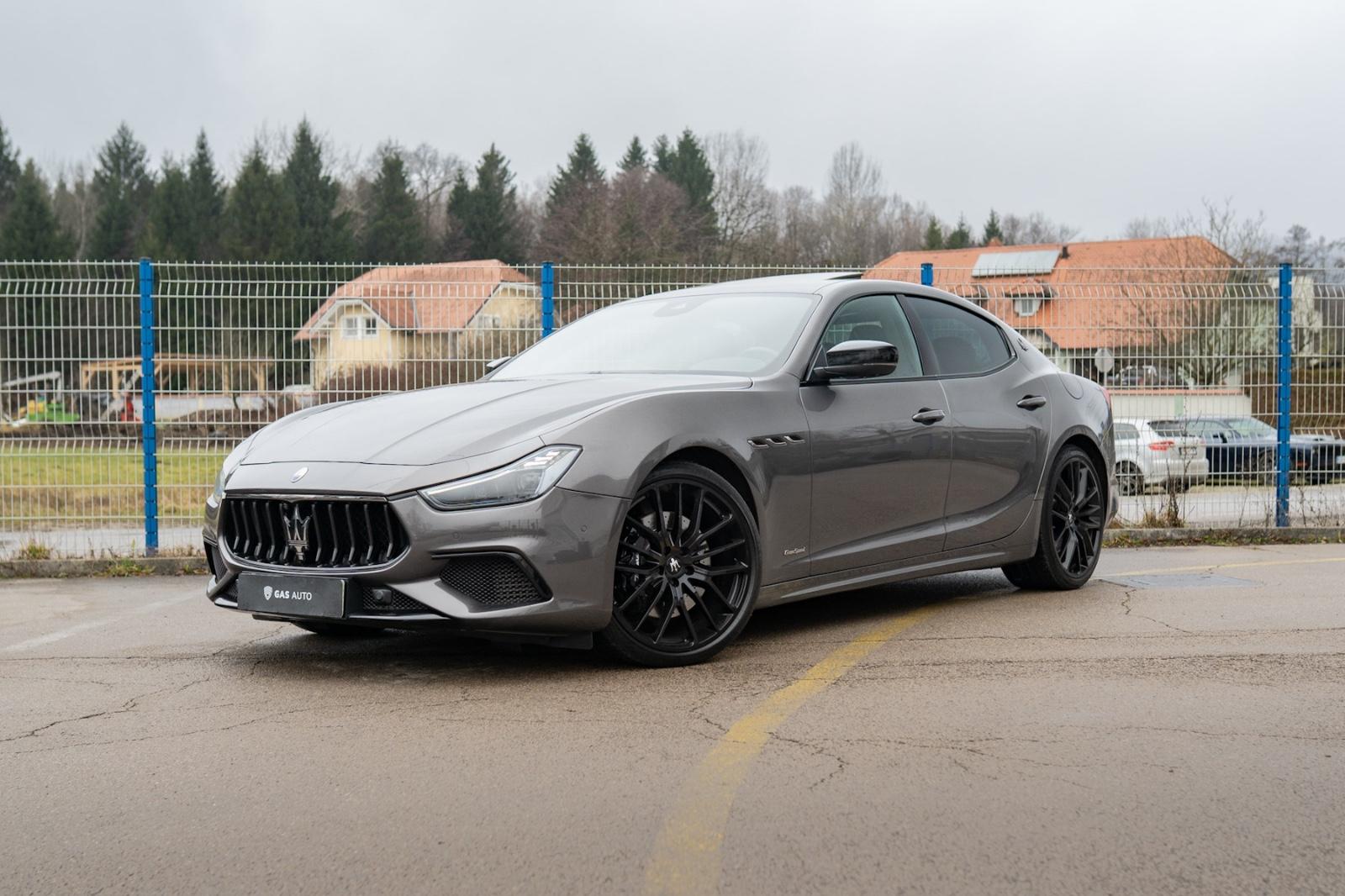 Maserati Ghibli S Q4 3.0 V6 430HP