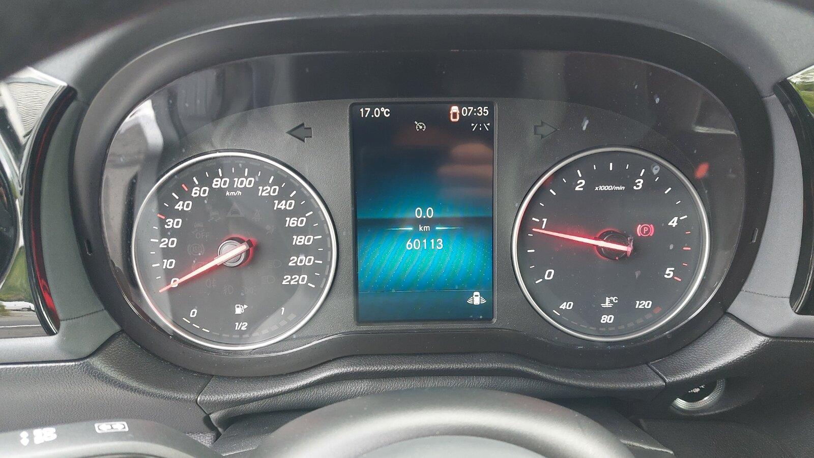Mercedes-Benz T 160 d PROGRESSIVE Standard AHK LED