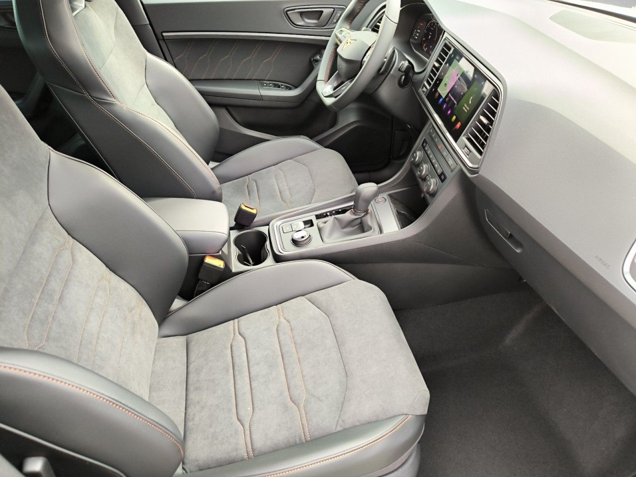 Fahrzeugabbildung CUPRA Ateca 2.0 TSI DSG 4Drive AHK NAVI
