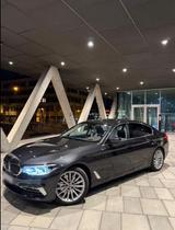 BMW 530e Luxury Line M-Paket  - BMW 530 in Duisburg