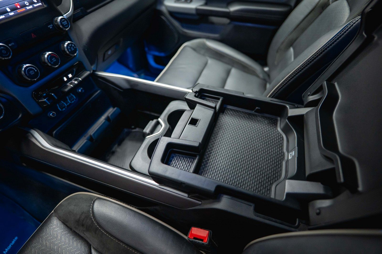 Fahrzeugabbildung Dodge RAM 5.7 V8 HEMI 4x4 Offroad Night  LPG Hardtop