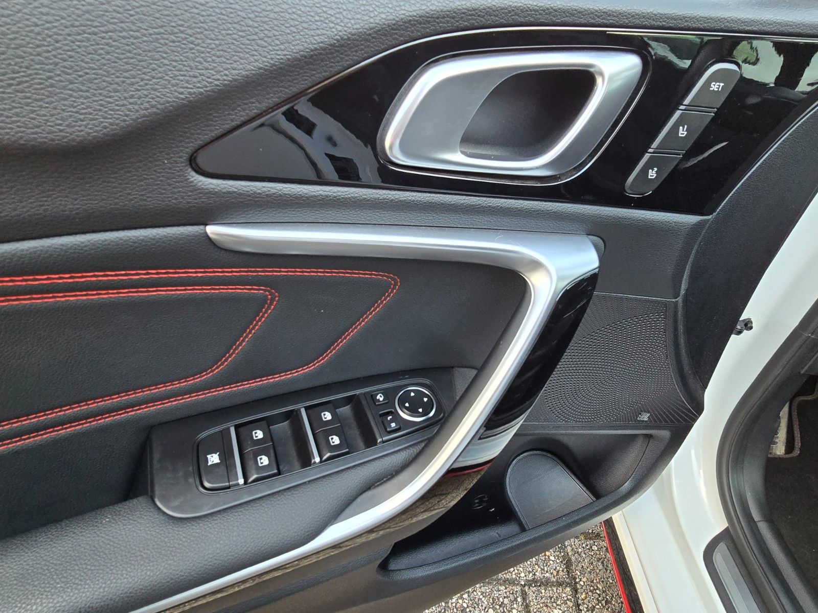 Fahrzeugabbildung Kia Ceed 1.6 T-GDI GT GD KOM NAVI Klappenauspuff