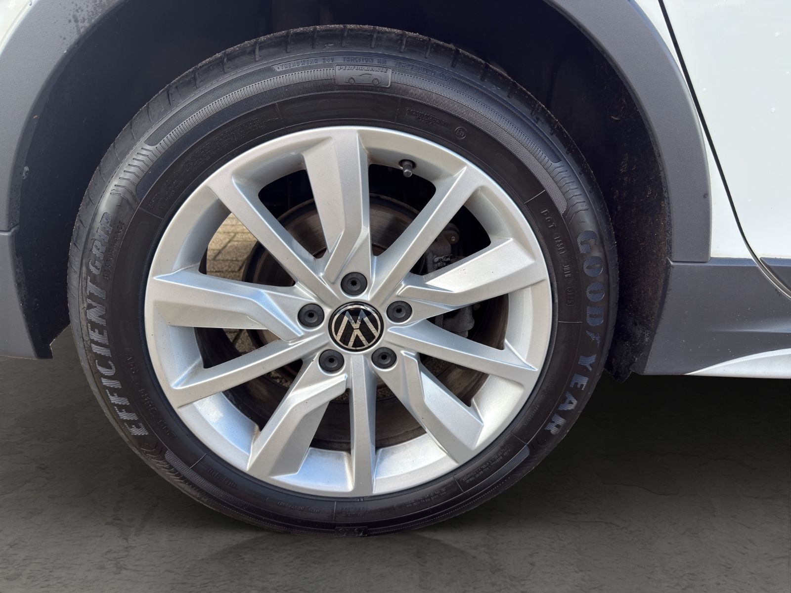 Golf VIII Variant Alltrack 4Motion*NAVI*1.HAND*