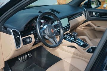 Porsche Cayenne - 12
