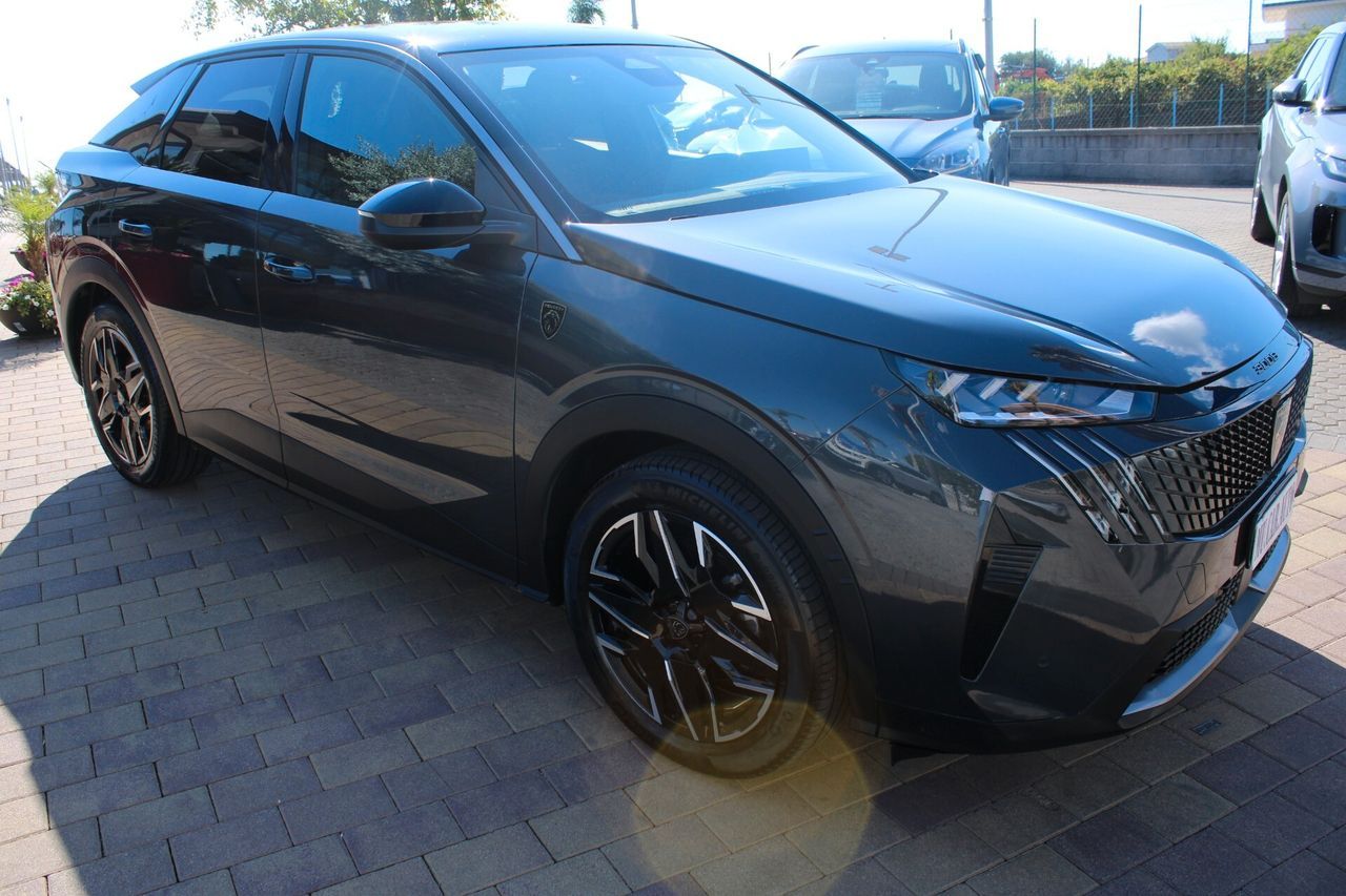 Peugeot 3008 Hybrid 145 e-DCS6 GT imagem 2