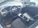 Volkswagen Golf VII Lim. Trendline BMT - Volkswagen Golf: V Trendline