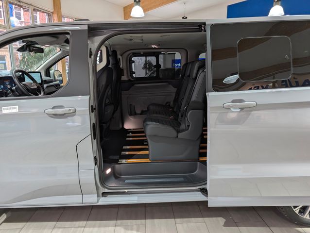 Ford Tourneo Custom Titanium X L2 Matrix