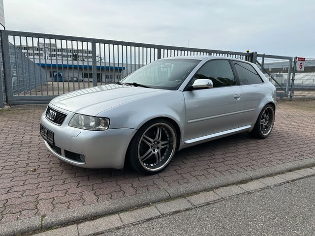 Audi S3 1.8T quattro *250 PS*Recaro-Sitze*