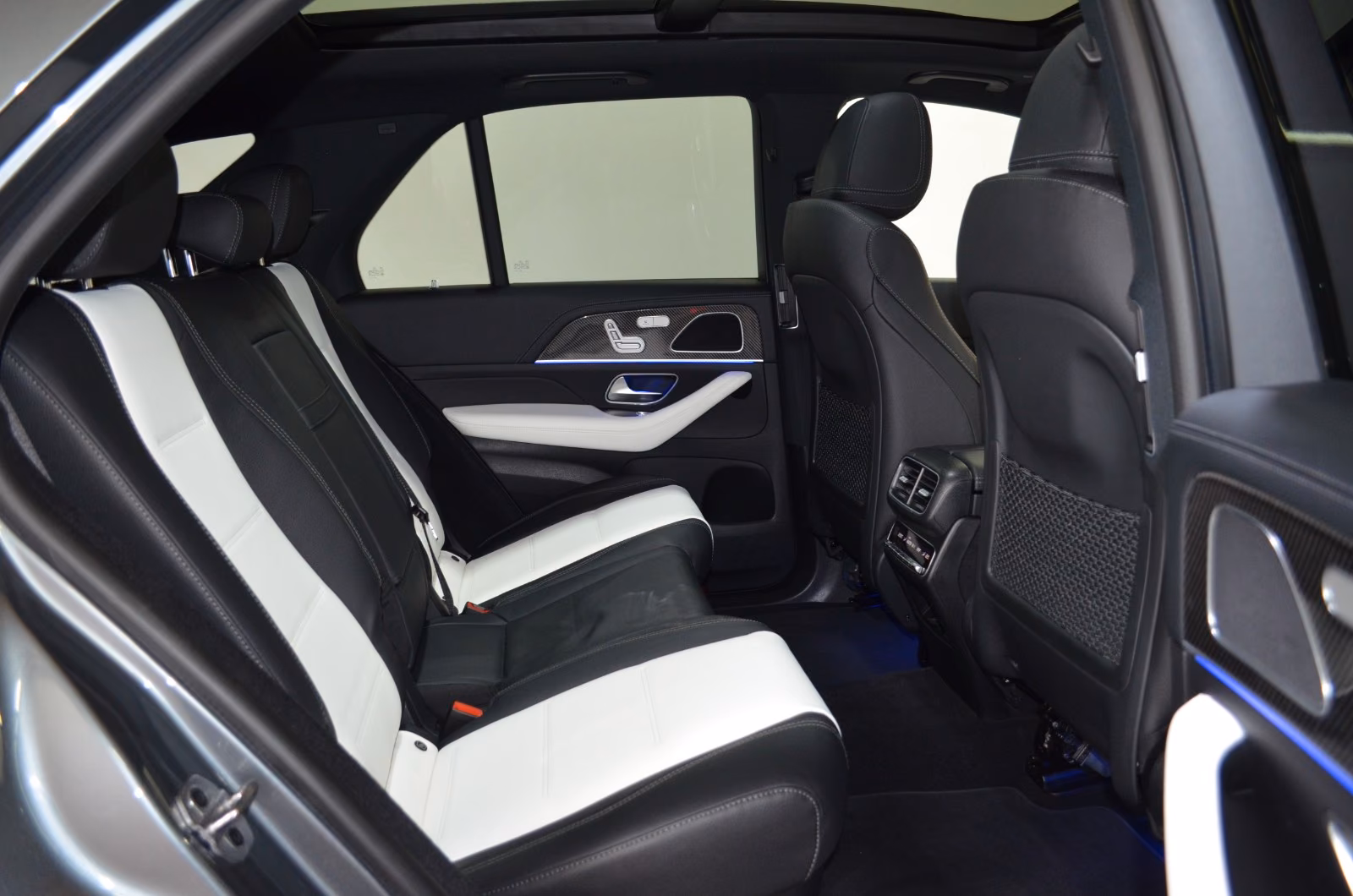 Mercedes-Benz GLE 450 4M AMG-LINE"DESGINO LEDER"PANO"STANDHZG"