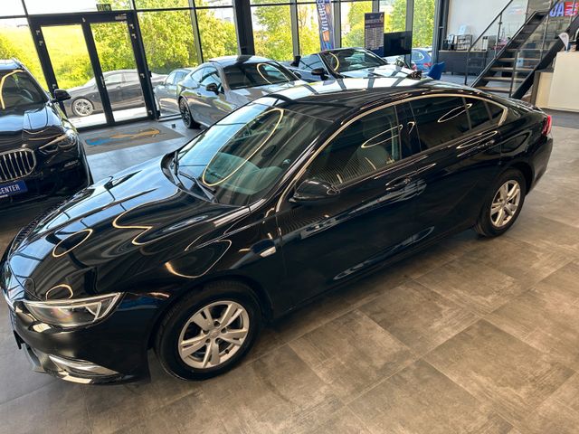 Opel Insignia B Grand Sport Edition *LED*Navi*Kamera*